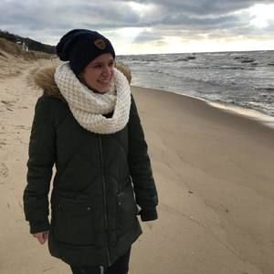 Meet your Posher, Daniela